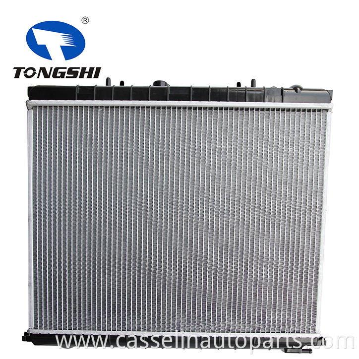 automobile radiator Aluminum Car Radiator for ROVER RANGE ROVER - 4.0 i V8 OEM PCC106850